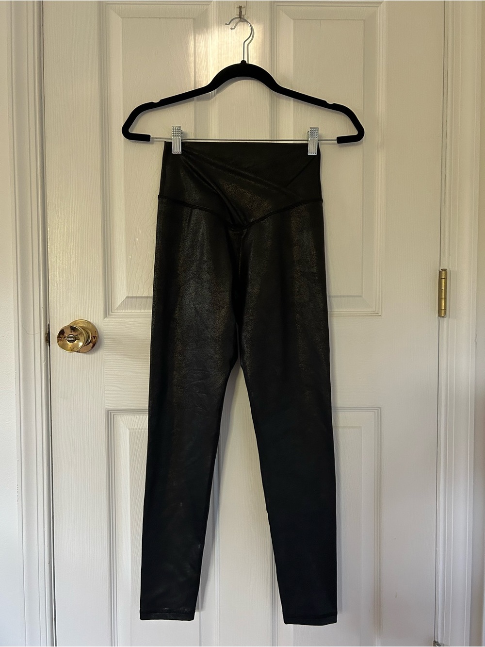 OFFLINE by Aerie Black Faux Leather High Rise Leggings Size M